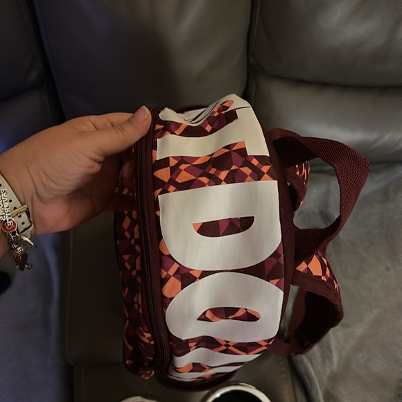 Nike Geometric Pattern Mini Backpack - Picture 3 of 7